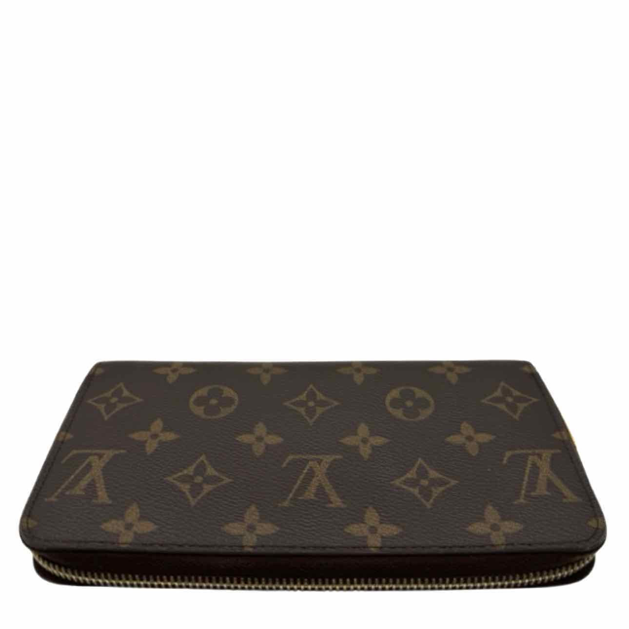 LOUIS VUITTON Monogram Canvas Zippy Wallet Brown