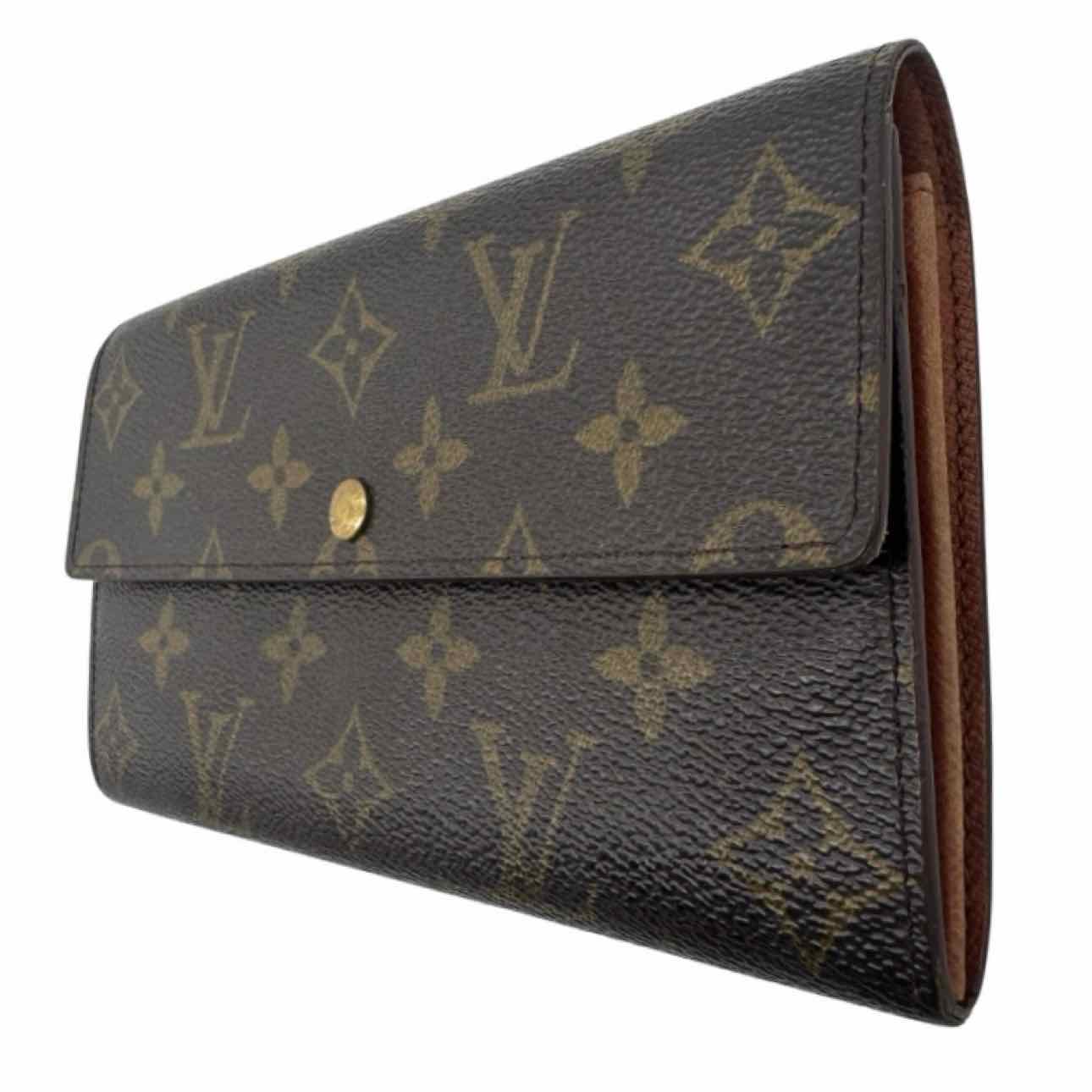 LOUIS VUITTON Monogram Porte Monnaie Credit