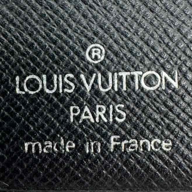 LOUIS VUITTON Taiga Leather Bifold Wallet Black (Pre-Owned)