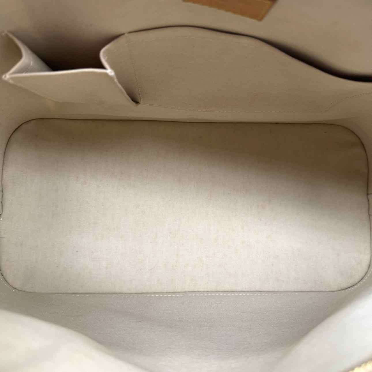 LOUIS VUITTON Vernis Leather Alma GM Yellow