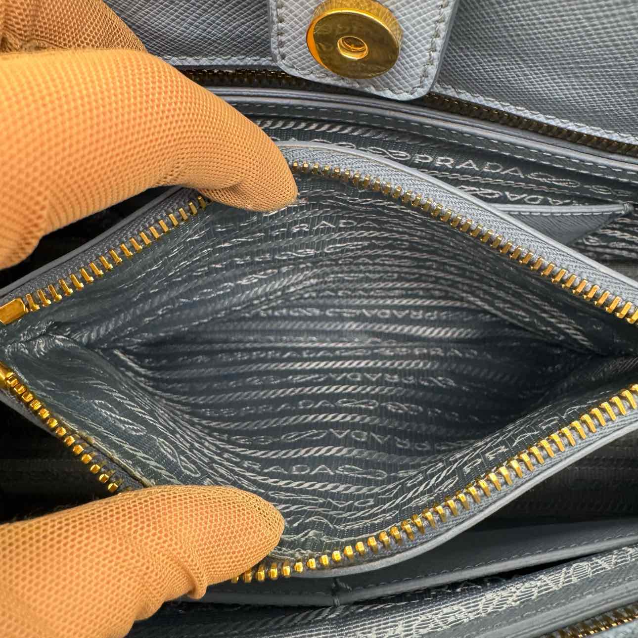 PRADA Saffiano Lux Medium Promenade Tote Blue