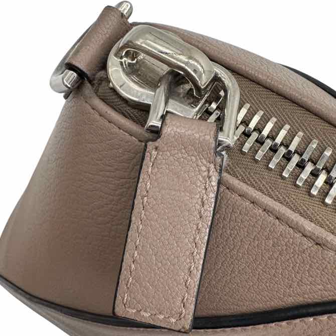 GIVENCHY Grained Goatskin Medium Top Handle Antigona Handbag Beige (Pre-Owned)