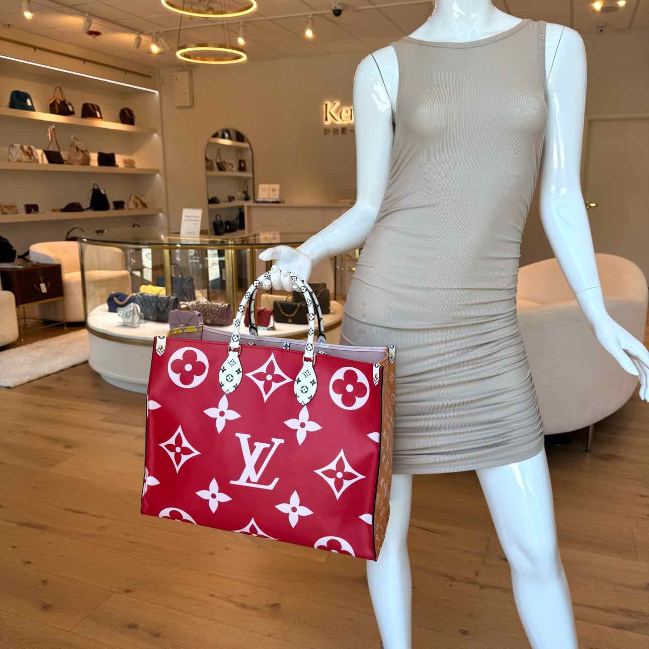 LOUIS VUITTON Monogram Giant OnTheGo GM Rouge Rose