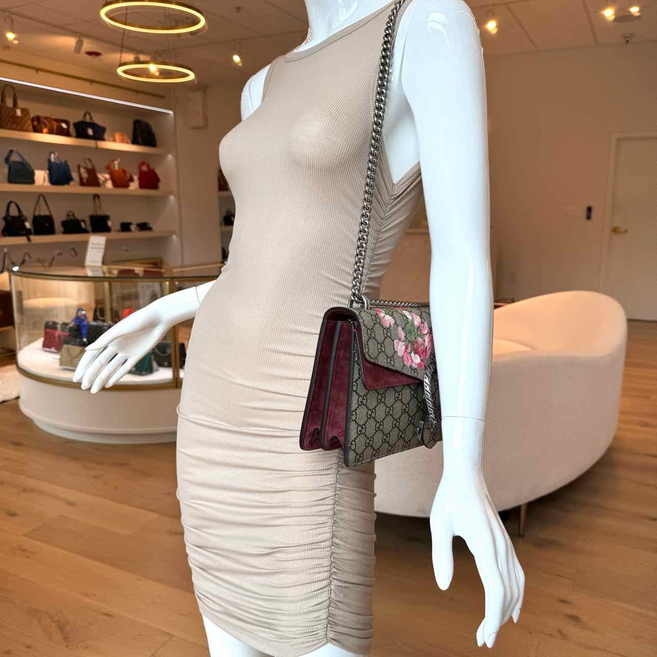 GUCCI Supreme Monogram Blooms Dionysus Shoulder Bag (Pre-Owned)