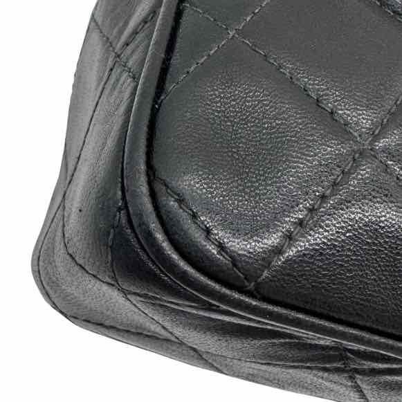 CHANEL Vintage Diamond Stitch Camera Bag Black (Pre-Owned)