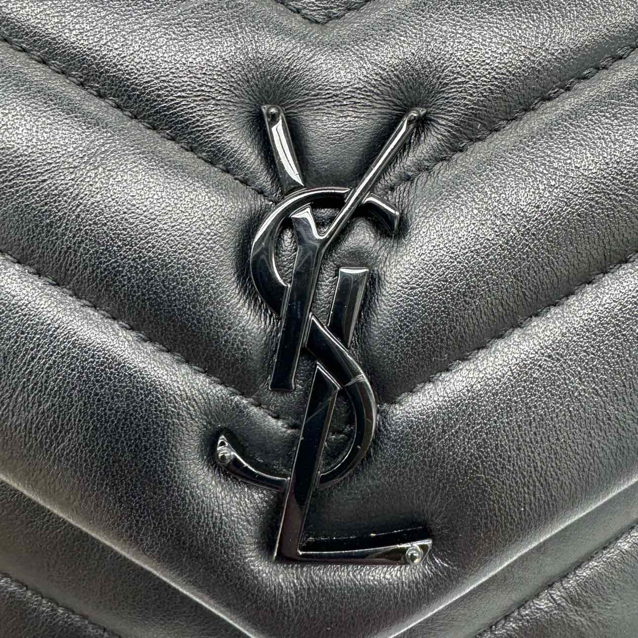 SAINT LAURENT Calfskin Loulou Small Black (Pre-Owned)