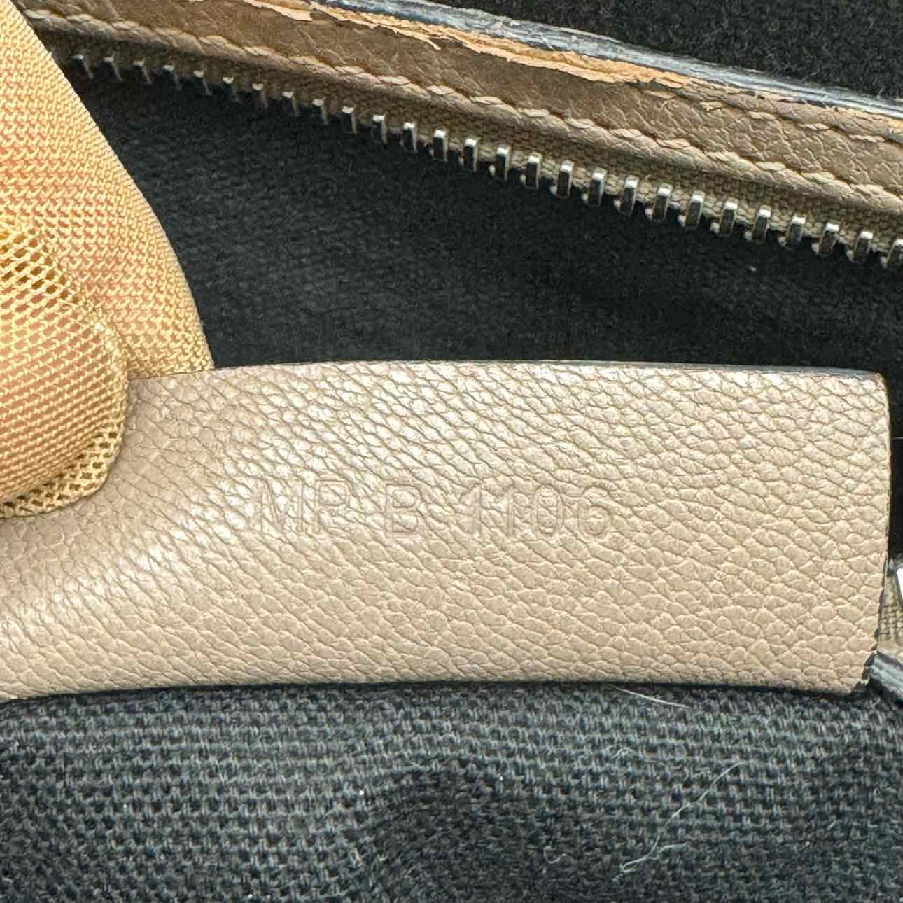 GIVENCHY Grained Goatskin Medium Top Handle Antigona Handbag Beige (Pre-Owned)