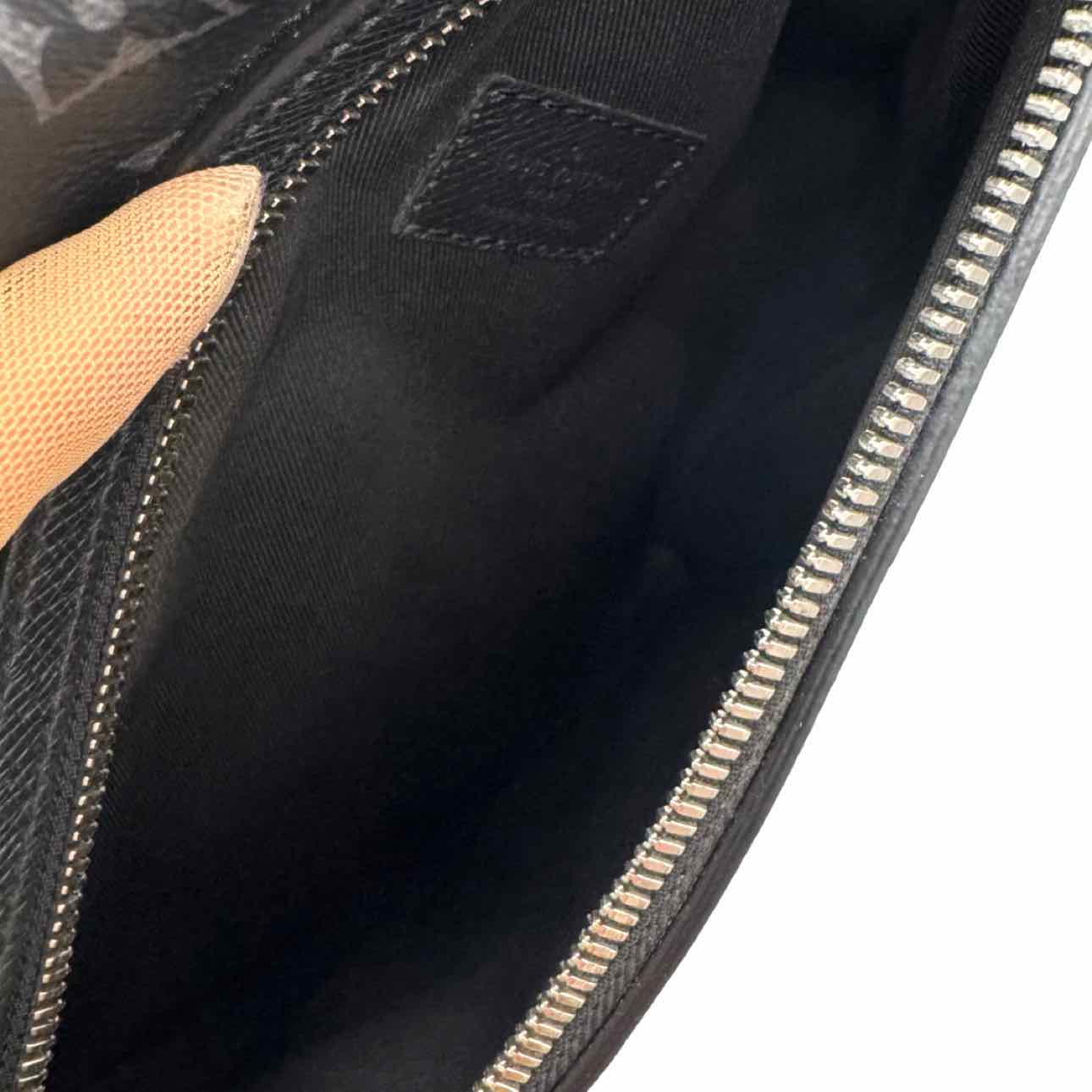 LOUIS VUITTON Monogram Canvas Duo Slingbag Graphite
