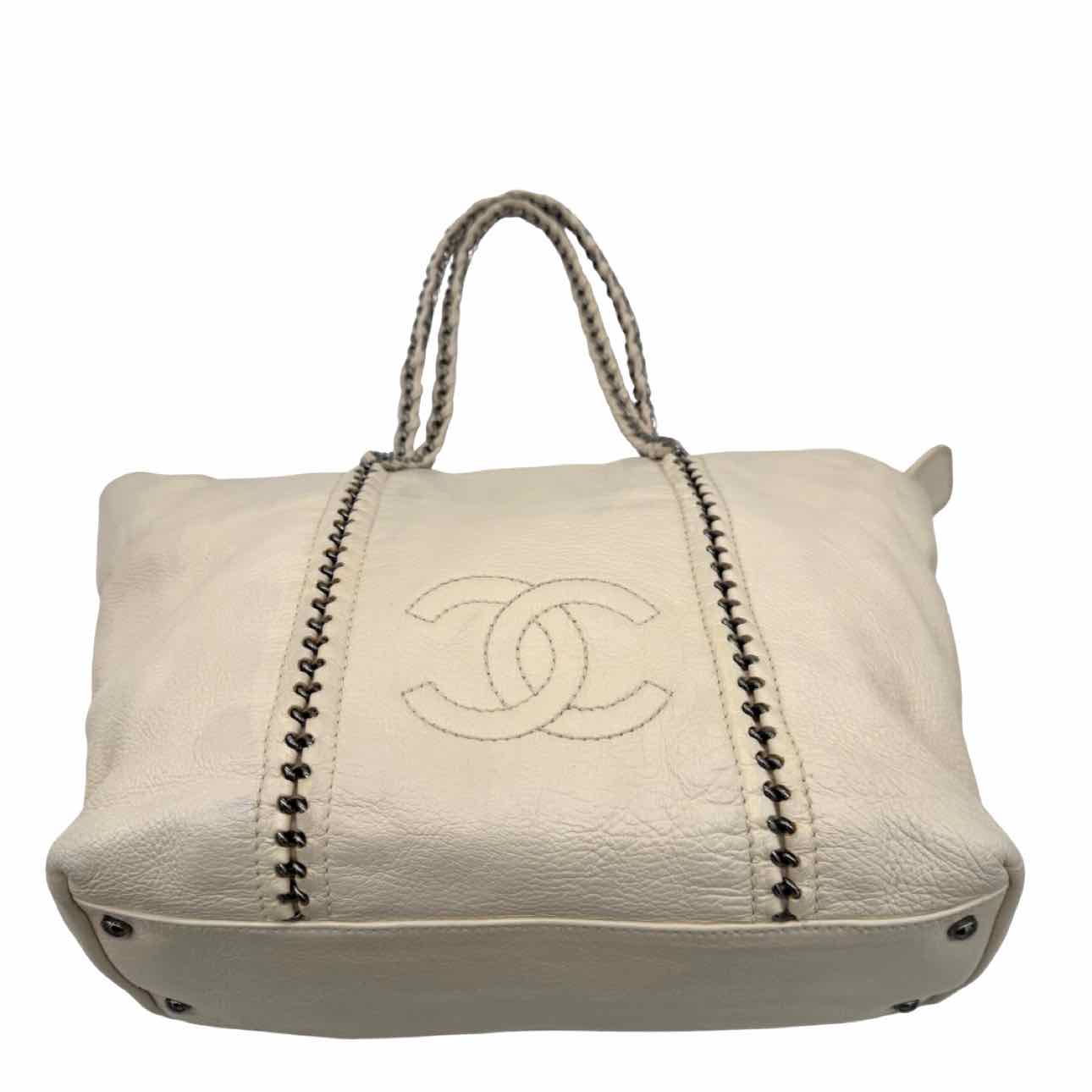 CHANEL Calfskin Medium Luxe Ligne Beige Tote Bag