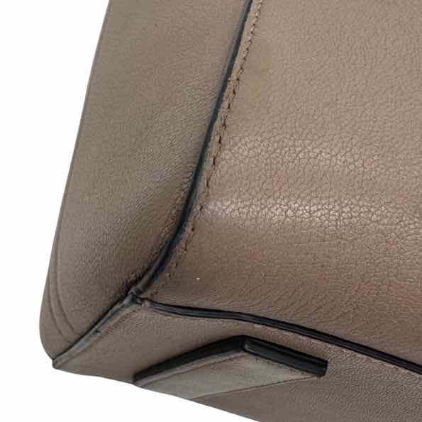 GIVENCHY Grained Goatskin Medium Top Handle Antigona Handbag Beige (Pre-Owned)