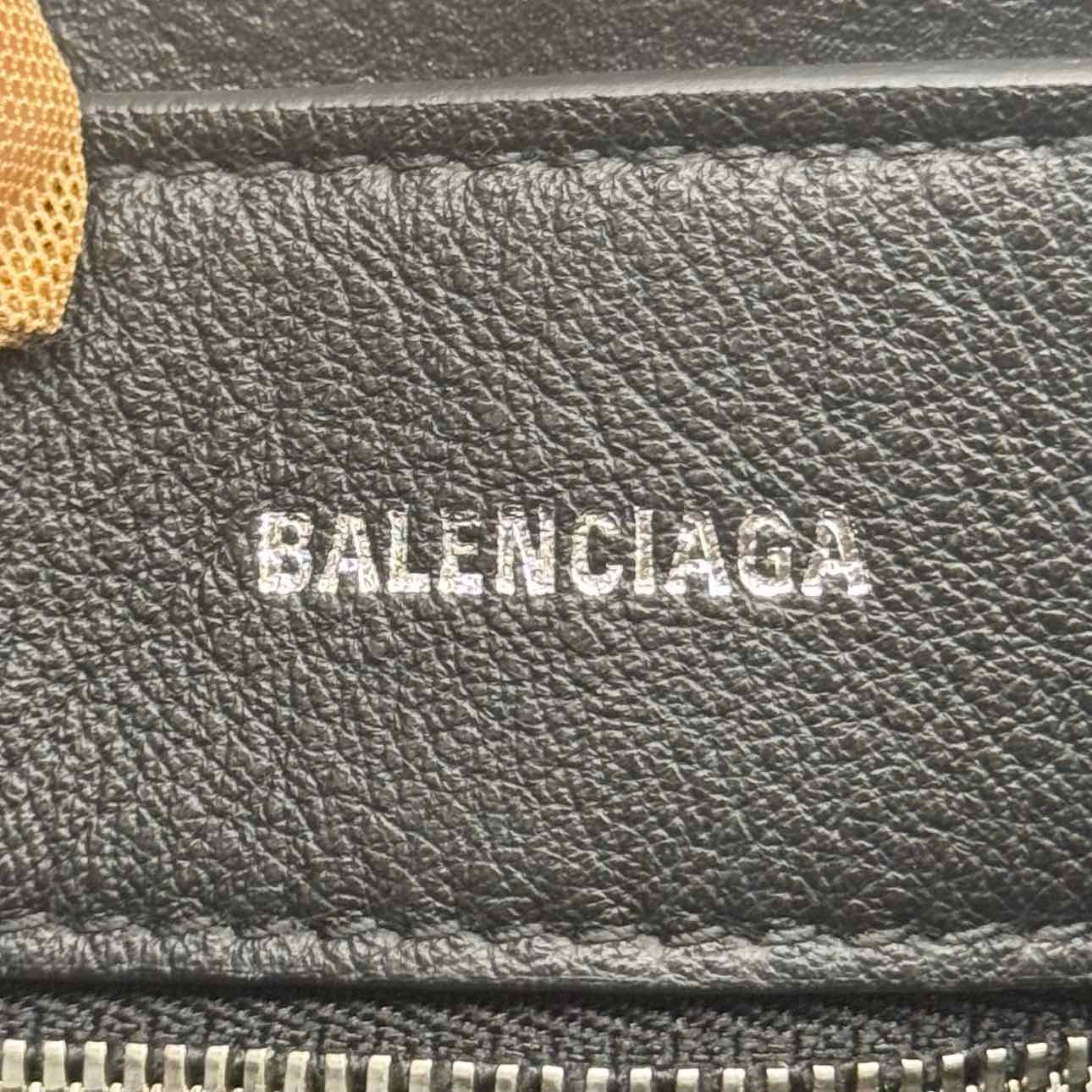 BALENCIAGA Leather Everyday Small Tote Black