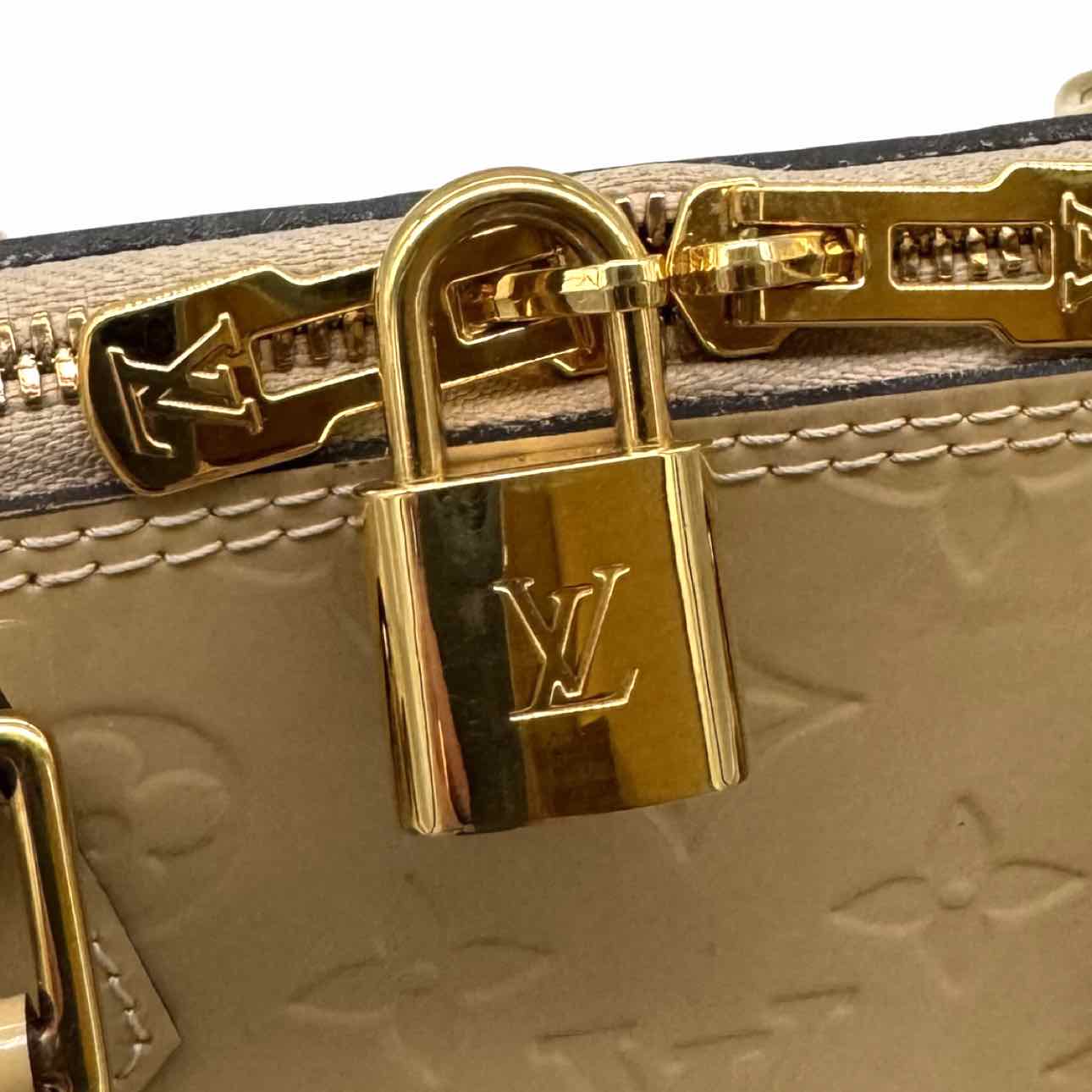 LOUIS VUITTON Monogram Vernis Alma PM Beige Tote