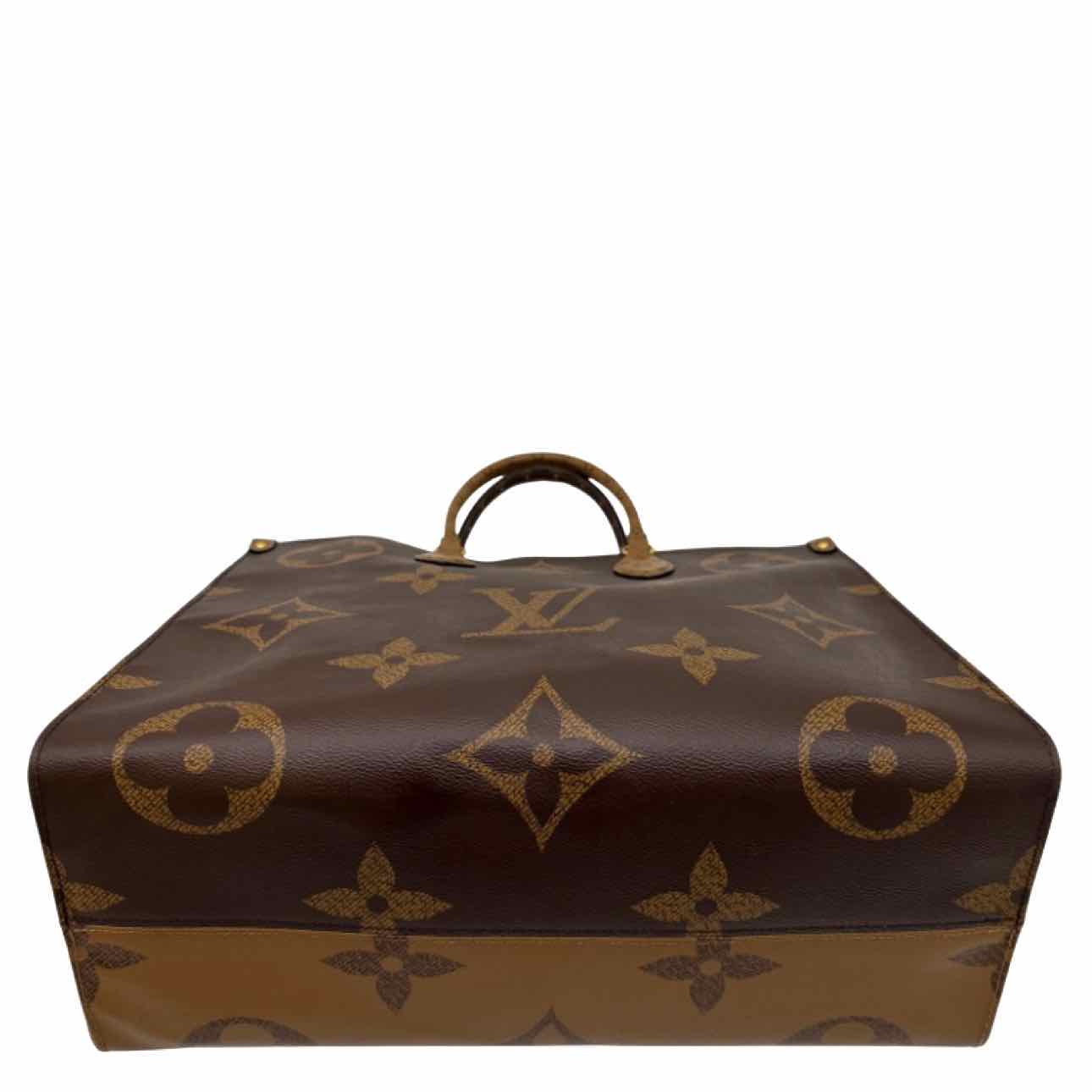 LOUIS VUITTON Monogram Giant Canvas OnTheGo GM Tote Brown
