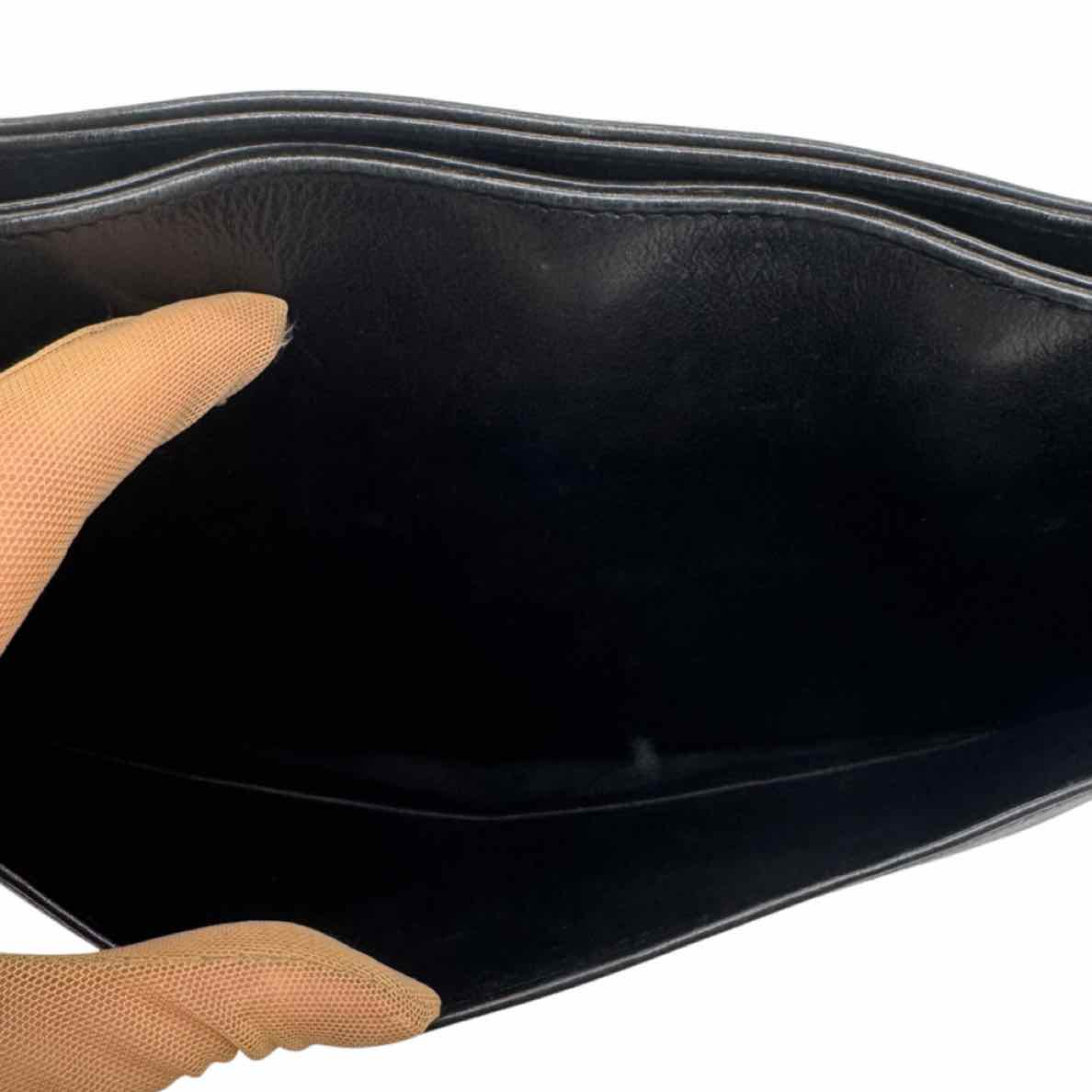 CHANEL Lambskin Matelasse Shoulder Bag Black