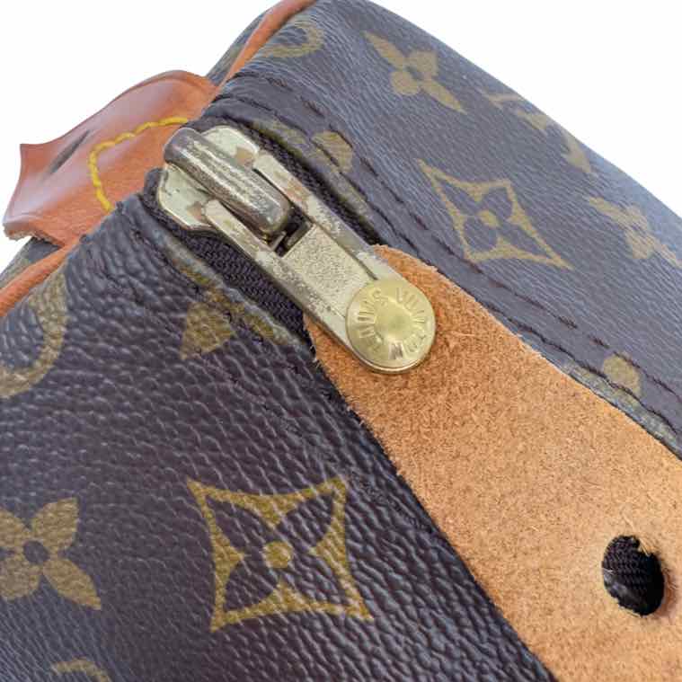 LOUIS VUITTON Monogram Canvas Handbag Speedy 30 (Pre-Owned)