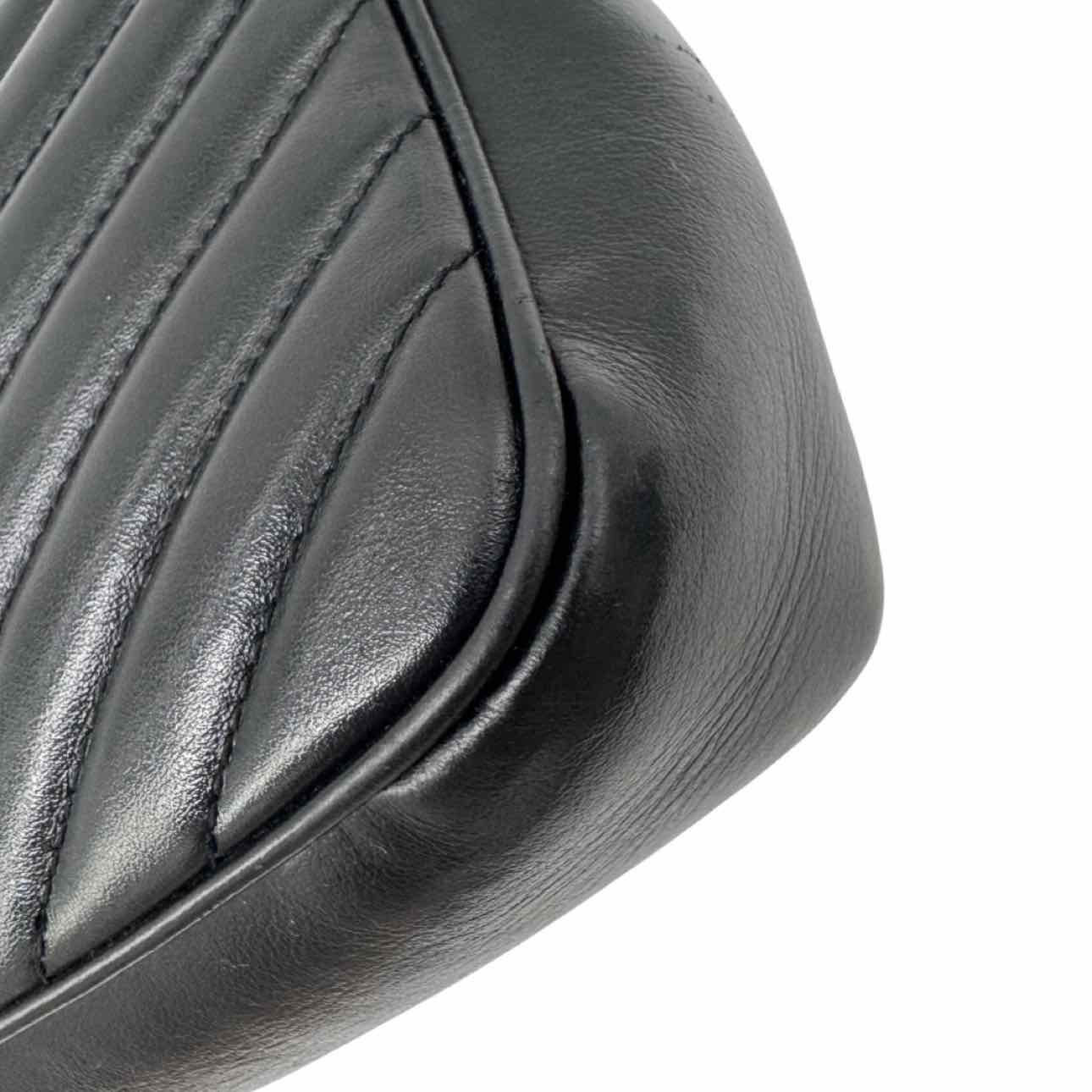 SAINT LAURENT Matelasse Chevron Medium Lou Camera Bag Black