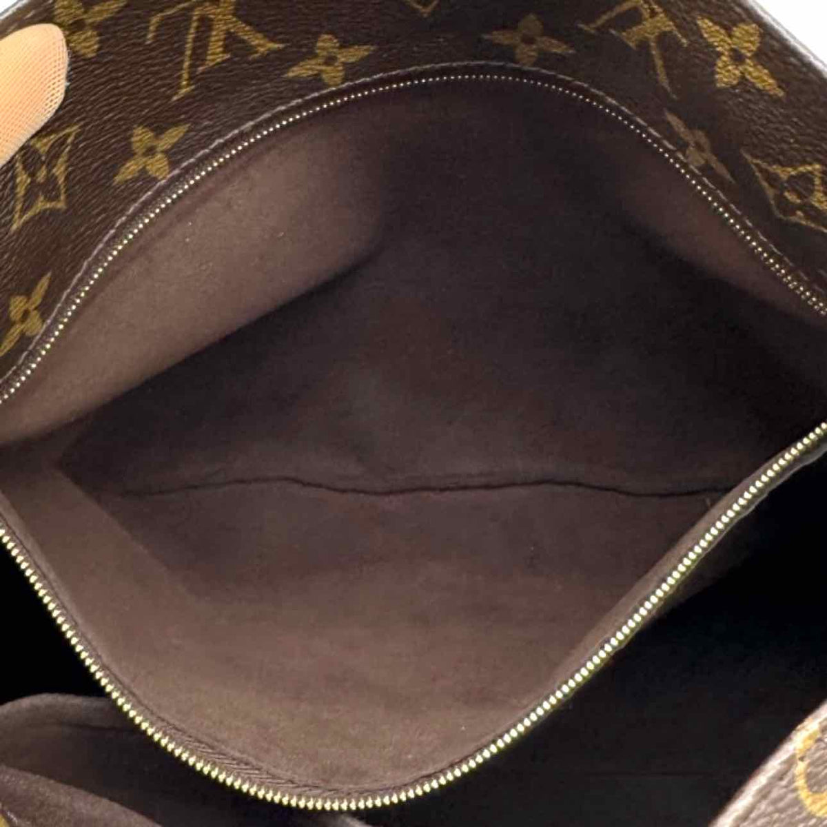 LOUIS VUITTON Monogram Canvas Metis Hobo Bag Brown