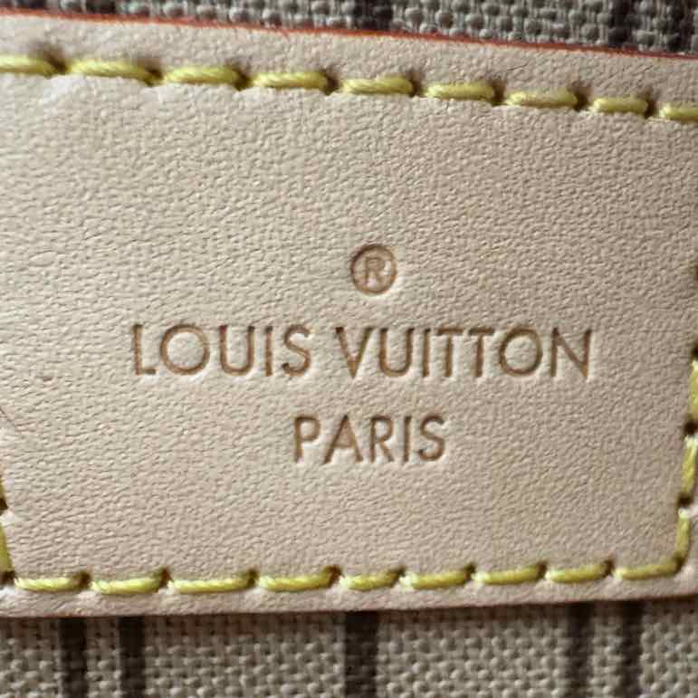 LOUIS VUITTON Monogram Canvas Wristlet Brown (Pre-Owned)