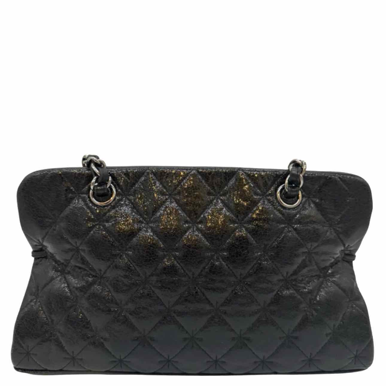 CHANEL Patent Leather Diamond Shine 2.55 Reissue Shopping Tote Black