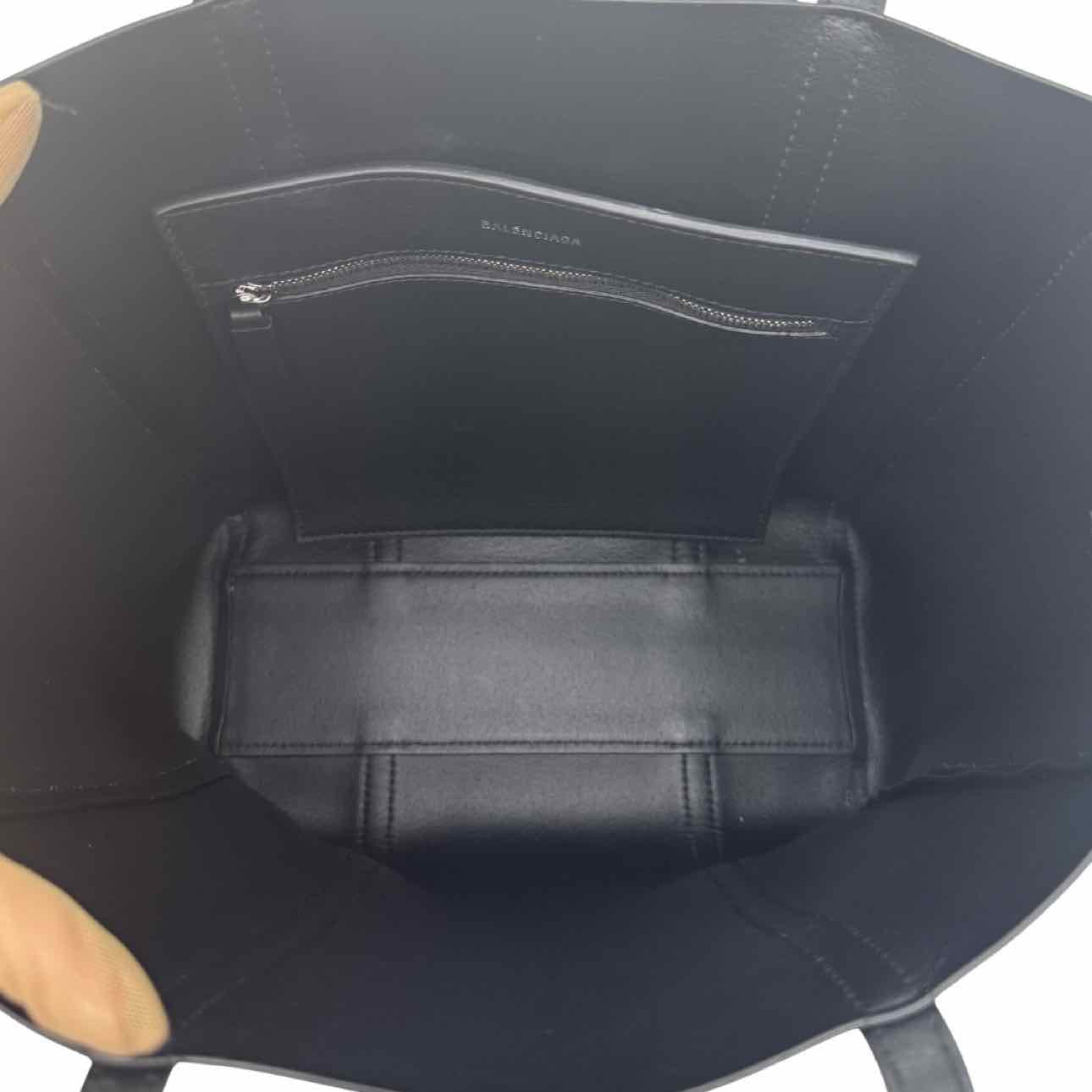 BALENCIAGA Leather Everyday Small Tote Black