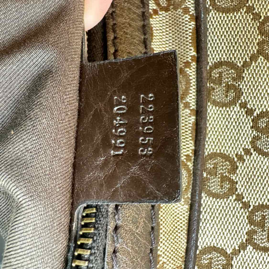 GUCCI Monogram Medium Interlocking Icon Tote (Pre-Owned)