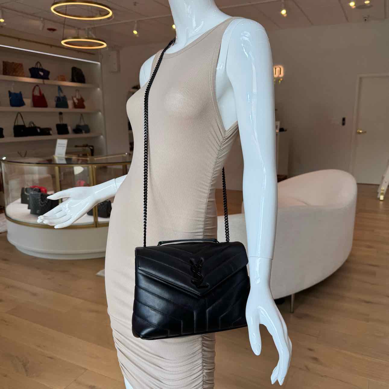 SAINT LAURENT Calfskin Loulou Small Black (Pre-Owned)