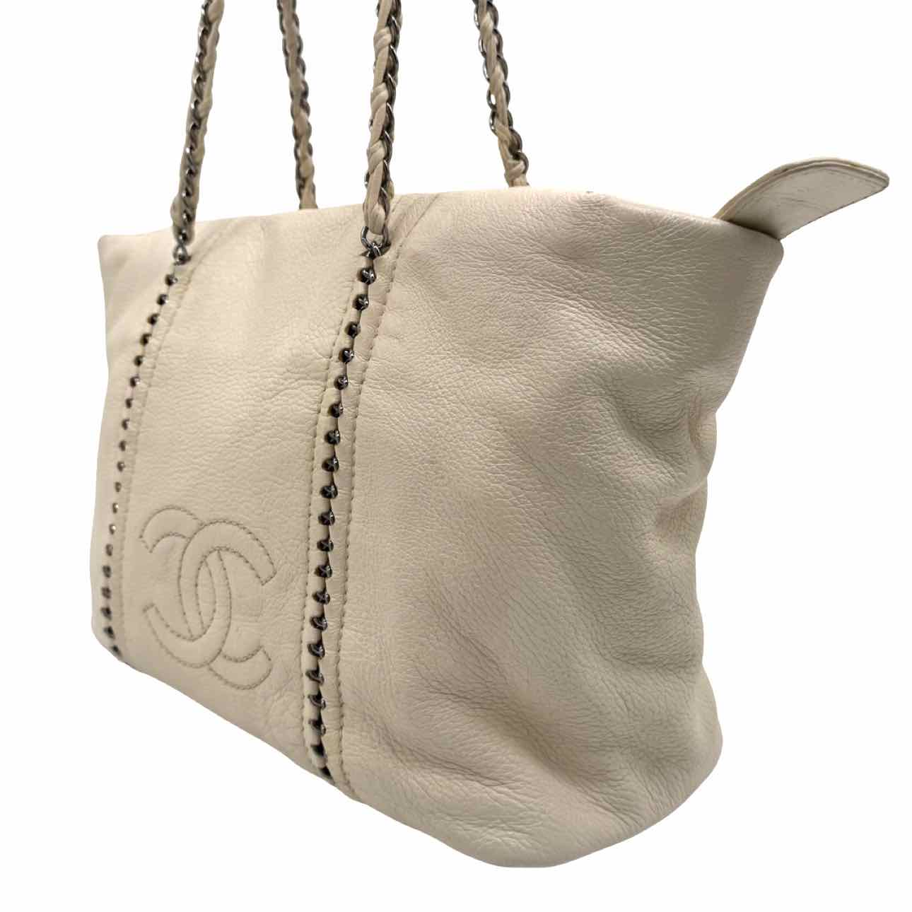 CHANEL Calfskin Medium Luxe Ligne Beige Tote Bag