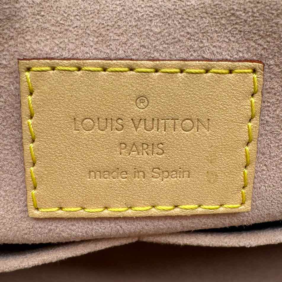 LOUIS VUITTON Monogram V Tote BB Rose Poudre (Pre-Owned)