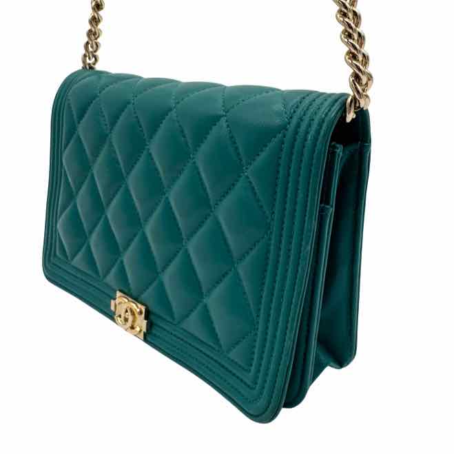 CHANEL Lambskin Quilted Boy Wallet On Chain Green (Pre-Owned)