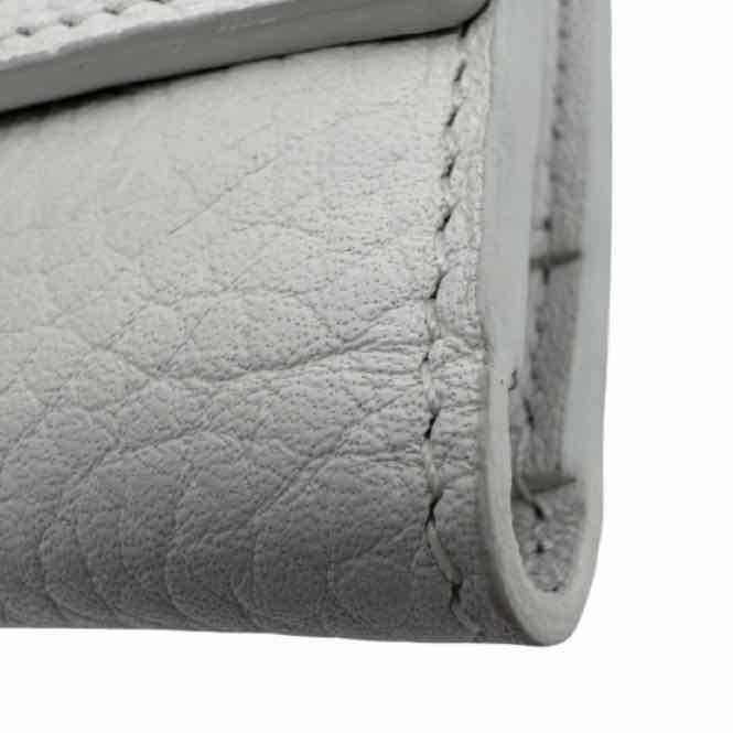 LOUIS VUITTON Taurillon Leather Capucines XS  Wallet Optical White (Pre-Owned)