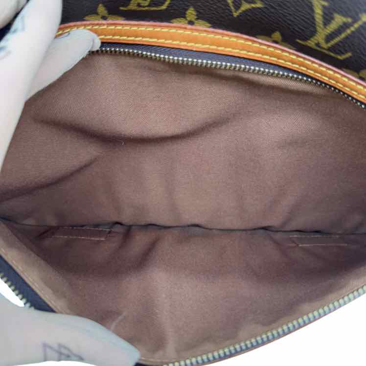 LOUIS VUITTON Monogram Canvas GM Bosphore Messenger Bag (Pre-Owned)