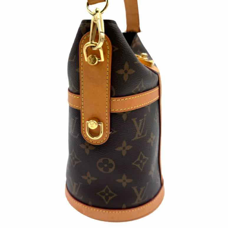 LOUIS VUITTON Monogram Canvas Duffle Handbag (pre-owned)