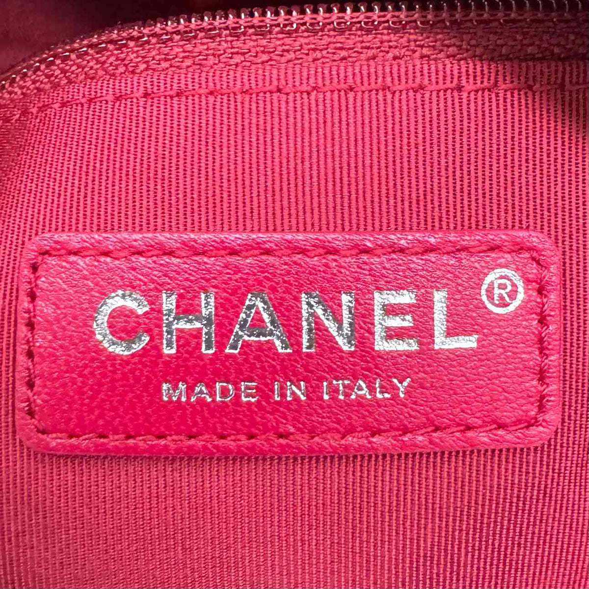 CHANEL Aged Calfskin Medium Gabrielle Hobo Bag Black