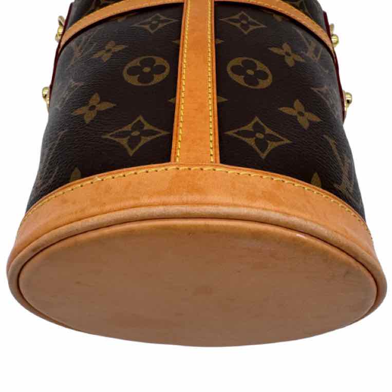 LOUIS VUITTON Monogram Canvas Duffle Handbag (pre-owned)