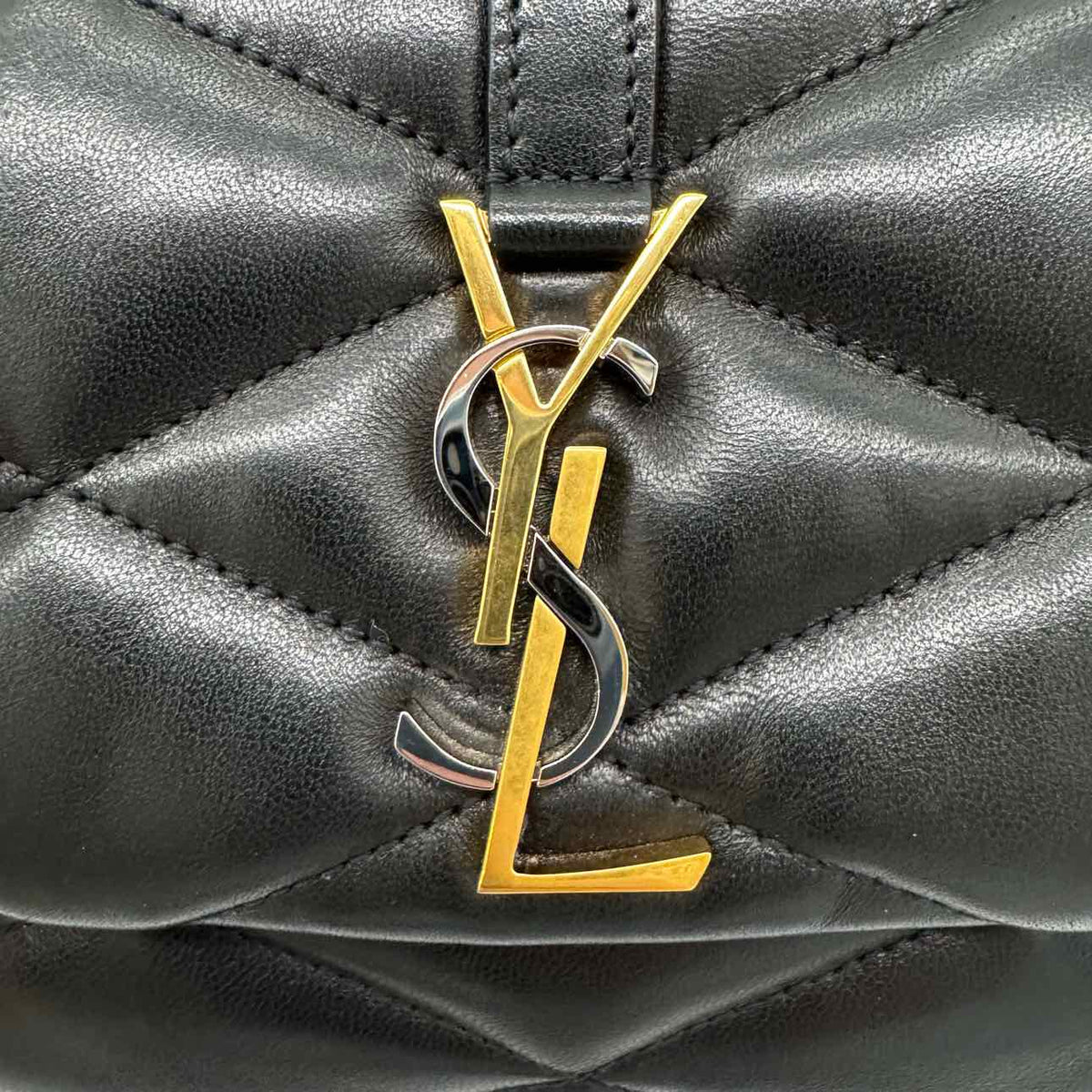 SAINT LAURENT Quilted Lambskin Diamond Sac Le 5 À 7 Sac Shoulder Bag Black