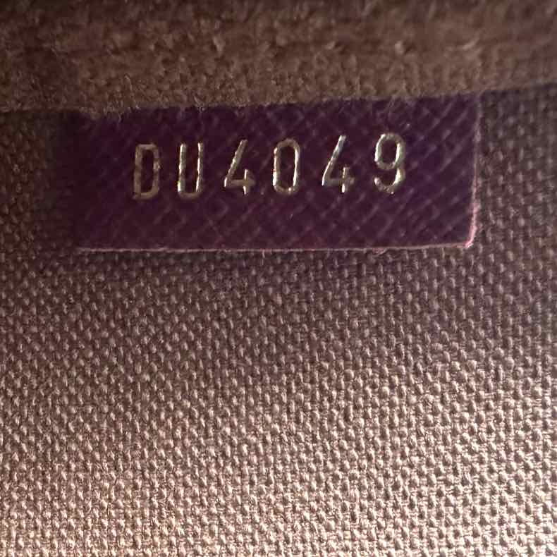 LOUIS VUITTON Monogram Canvas Stamp Mini Pochette (Pre-Owned)