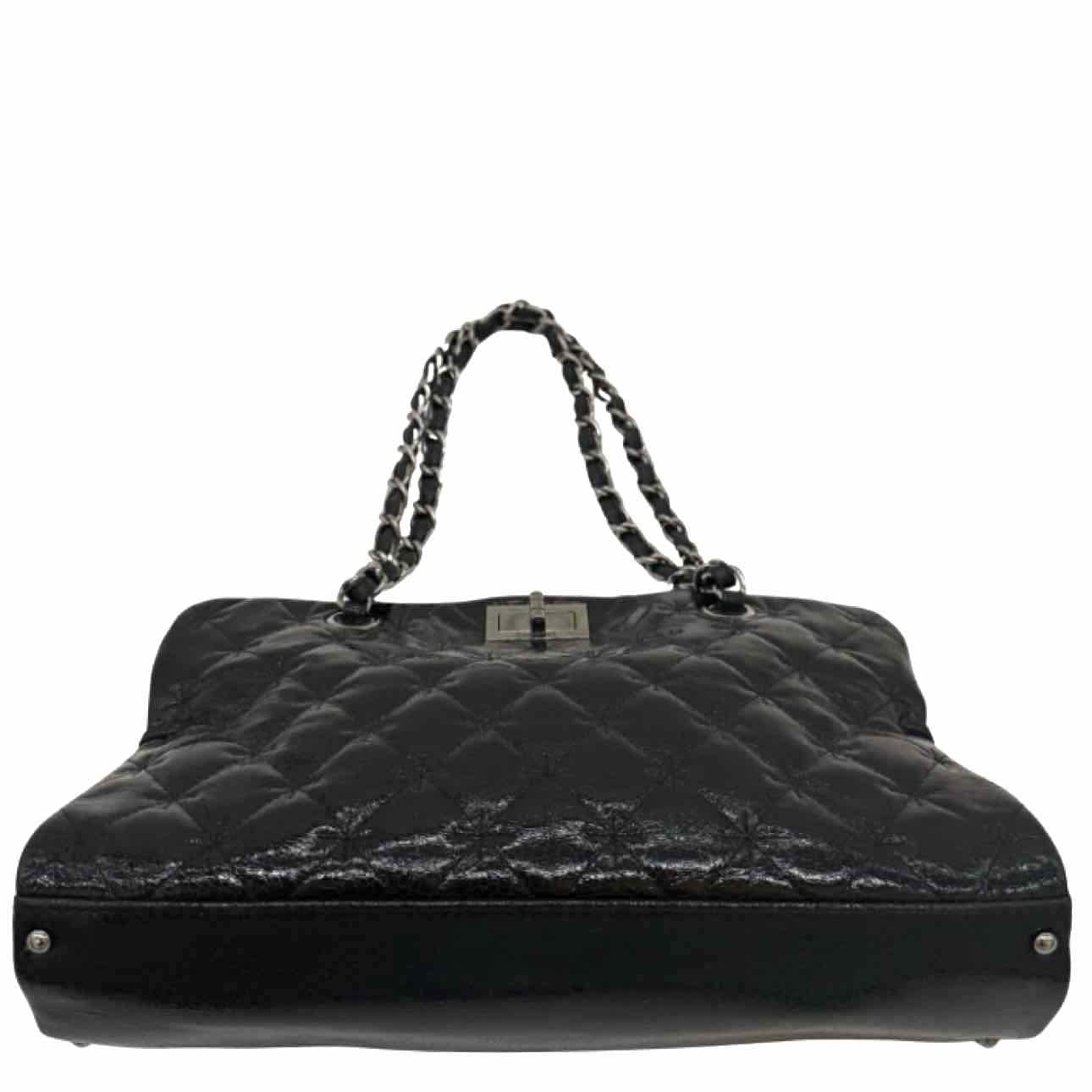 CHANEL Patent Leather Diamond Shine 2.55 Reissue Shopping Tote Black