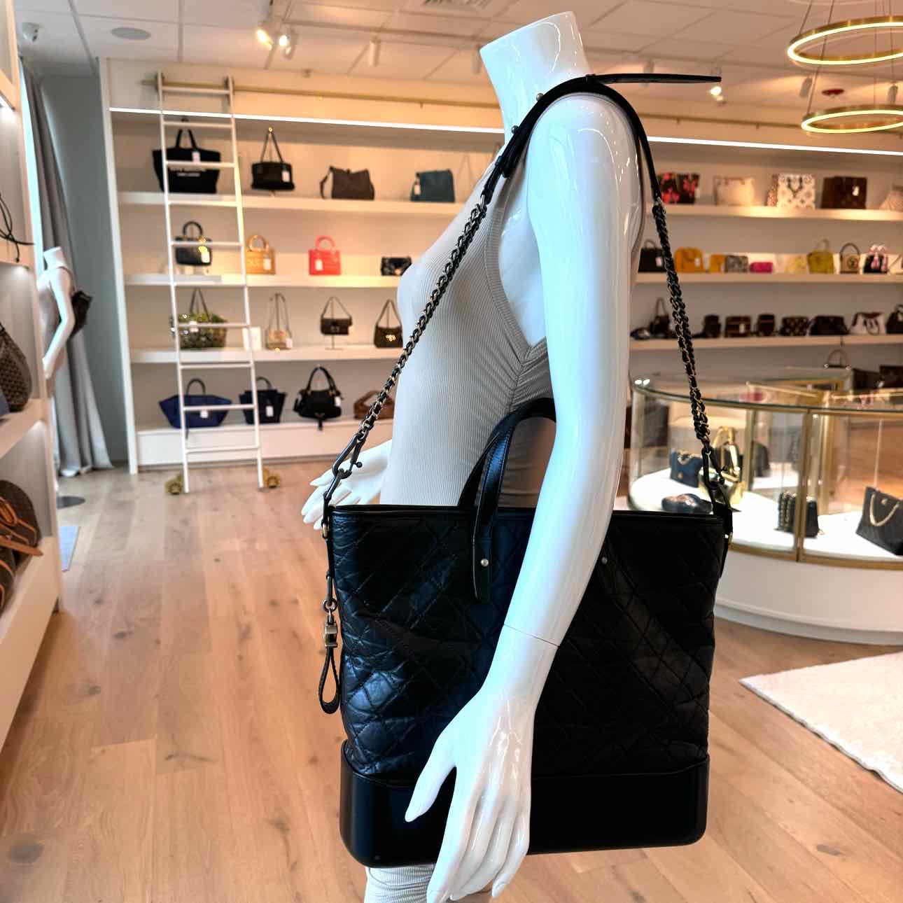 CHANEL Aged Calfskin Quilted Gabrielle Hobo Bag Large Black (Pre-Owned)