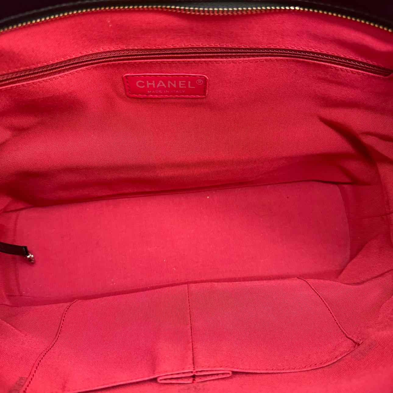 CHANEL Aged Calfskin Quilted Gabrielle Hobo Bag Large Black (Pre-Owned)