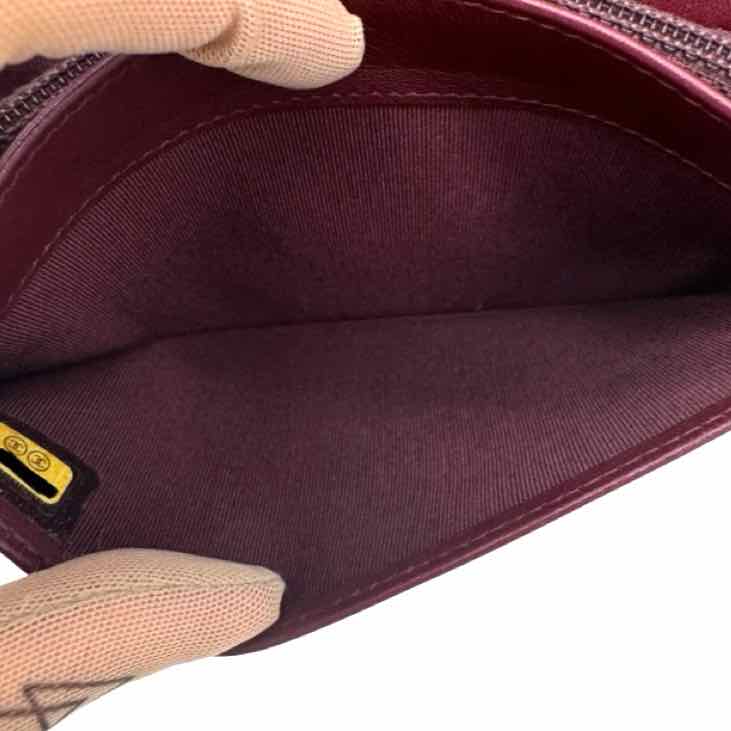 CHANEL Aged Calfskin Quilted Re-Issue Yen Wallet Black (Pre-Owned)
