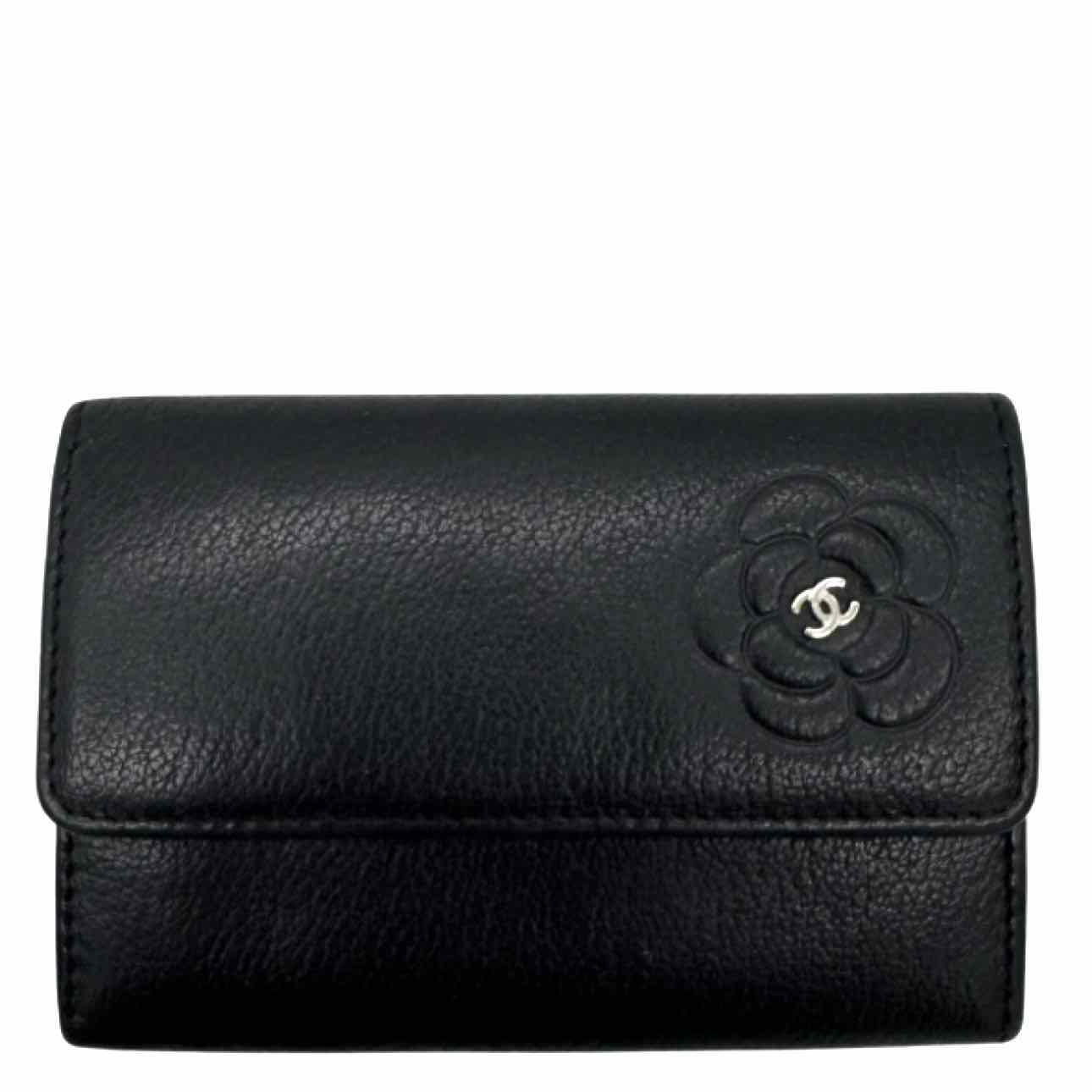 CHANEL Goatskin Camellia Card Holder Black