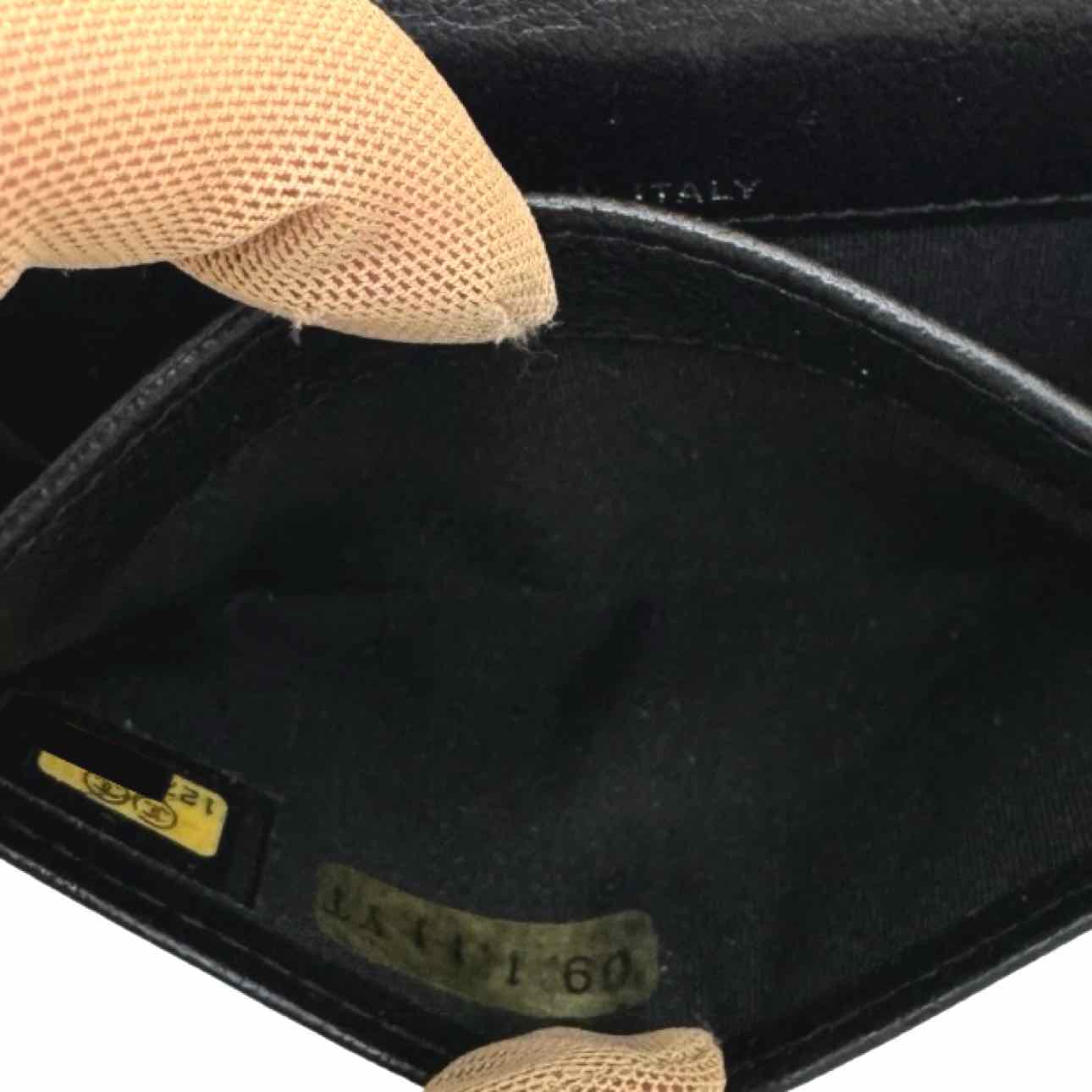 CHANEL Goatskin Camellia Card Holder Black