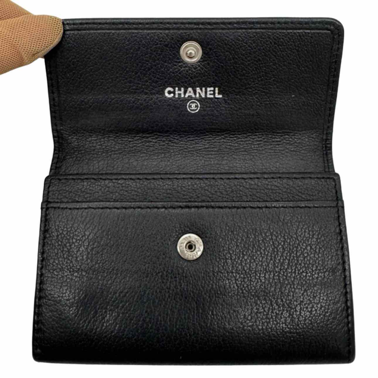 CHANEL Goatskin Camellia Card Holder Black