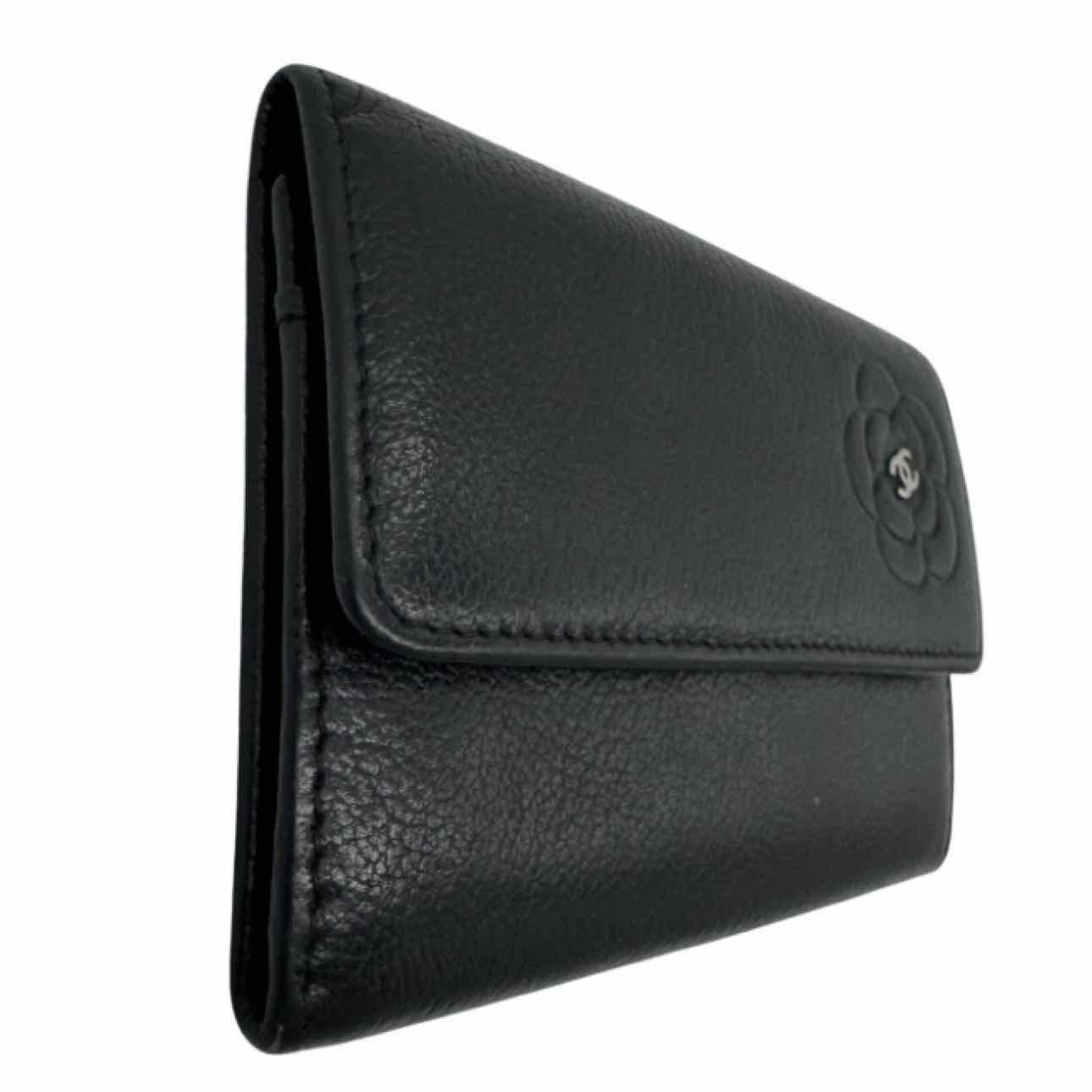 CHANEL Goatskin Camellia Card Holder Black
