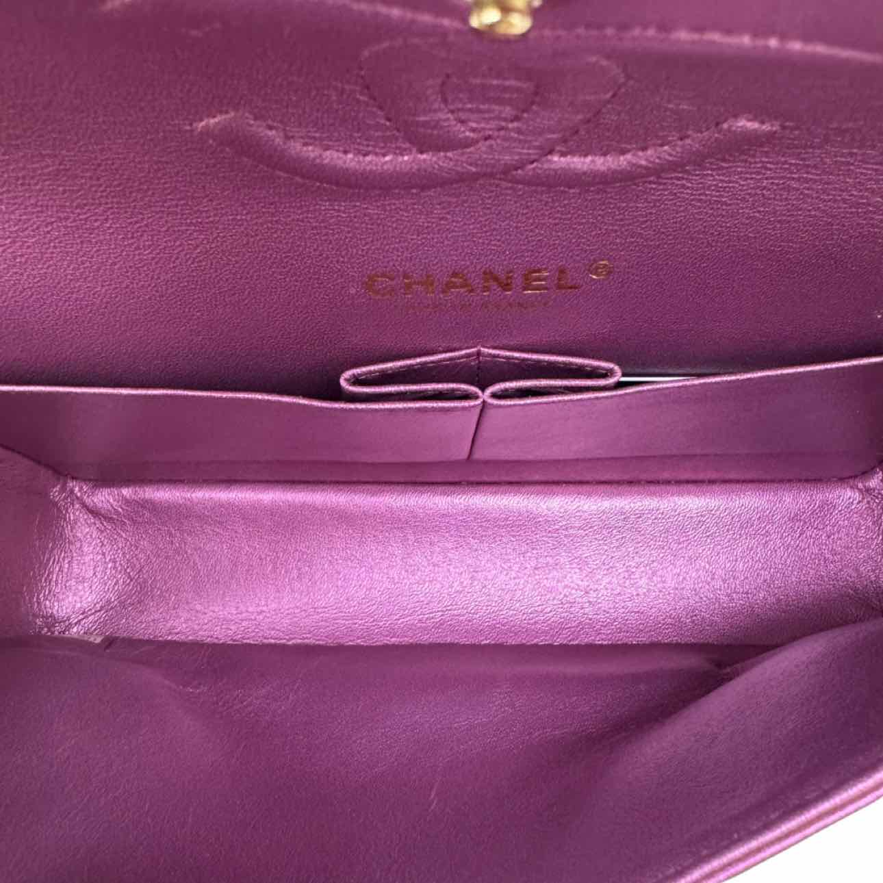 CHANEL Iridescent Lambskin Medium Double Flap Purple