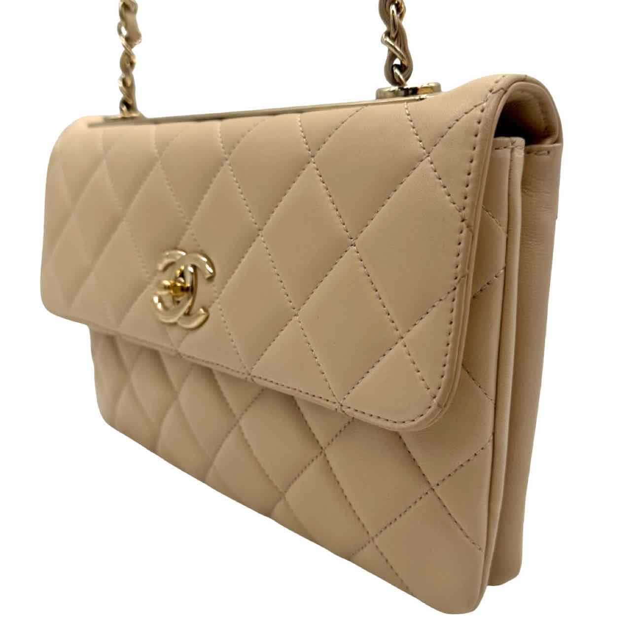 CHANEL Lambskin Matelasse Medium Trendy CC Flap Beige