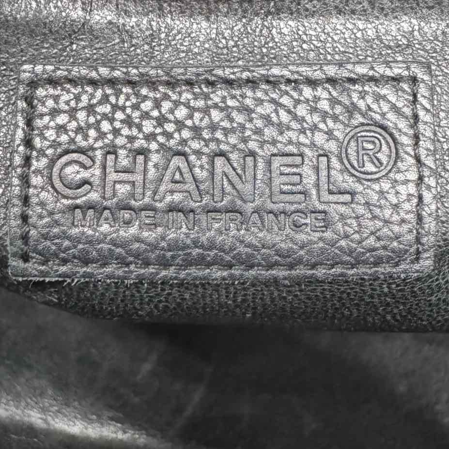 CHANEL Logo Caviar Boston Bag Black