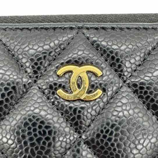 CHANEL Quilted Caviar Calfskin Long Zipped Wallet Black (Pre-Owned)