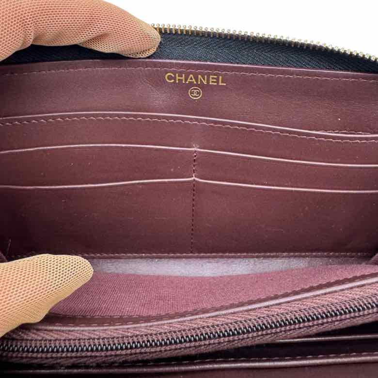 CHANEL Quilted Caviar Calfskin Long Zipped Wallet Black (Pre-Owned)