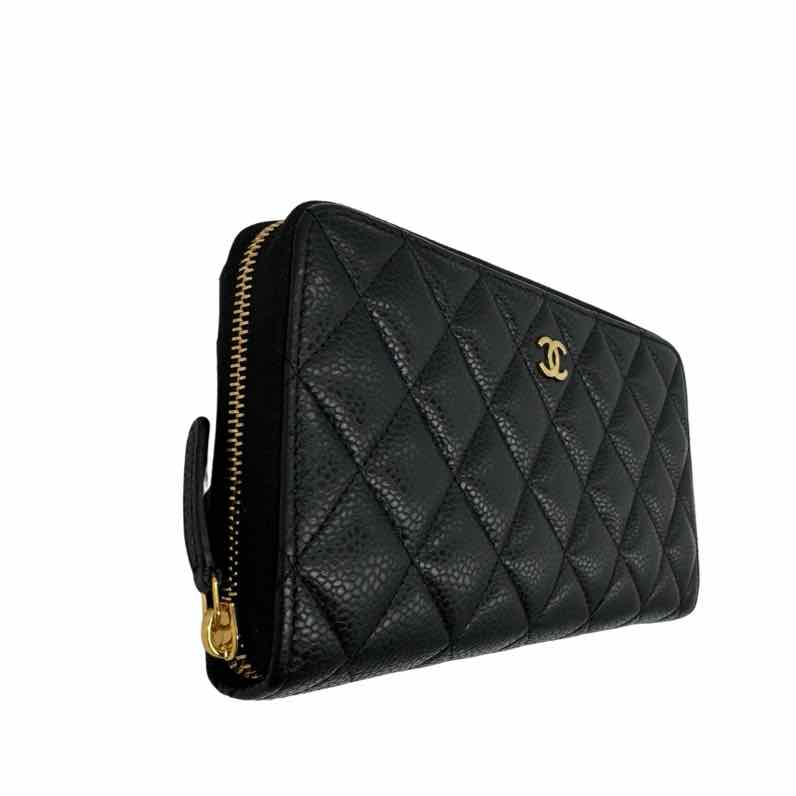 CHANEL Quilted Caviar Calfskin Long Zipped Wallet Black (Pre-Owned)